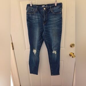 Old Navy Dark Blue Skinny Jeans with Knee Distress Size 10 Short